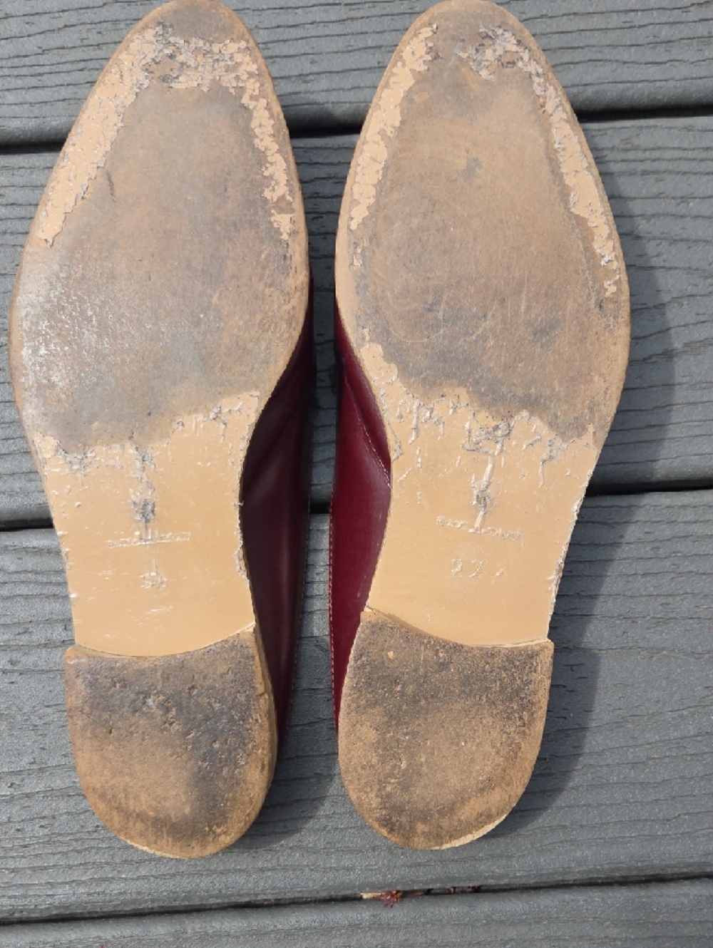 Everlane Women's Maroon Leather Slip-On Loafers - Picture 7 of 8